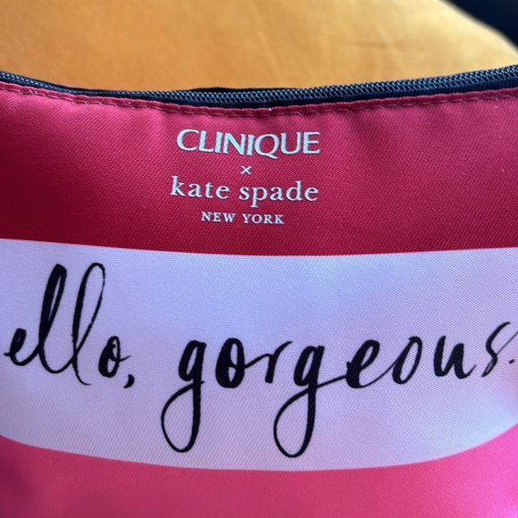 Kate Spade pouch - Picture 6 of 11